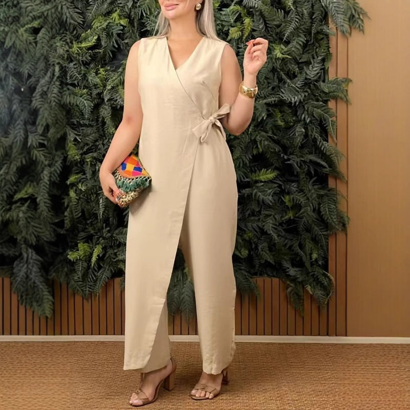 Mira™ | Legerer Jumpsuit mit V-Ausschnitt und Gürtel - 50% RABATT