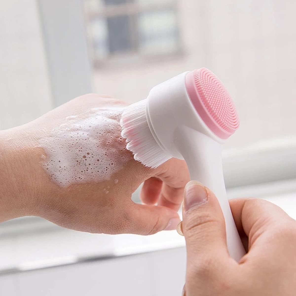 FaceScrub™ | Die ultimative Gesichtsreinigungsbürste für strahlende Haut | 1+1 GRATIS