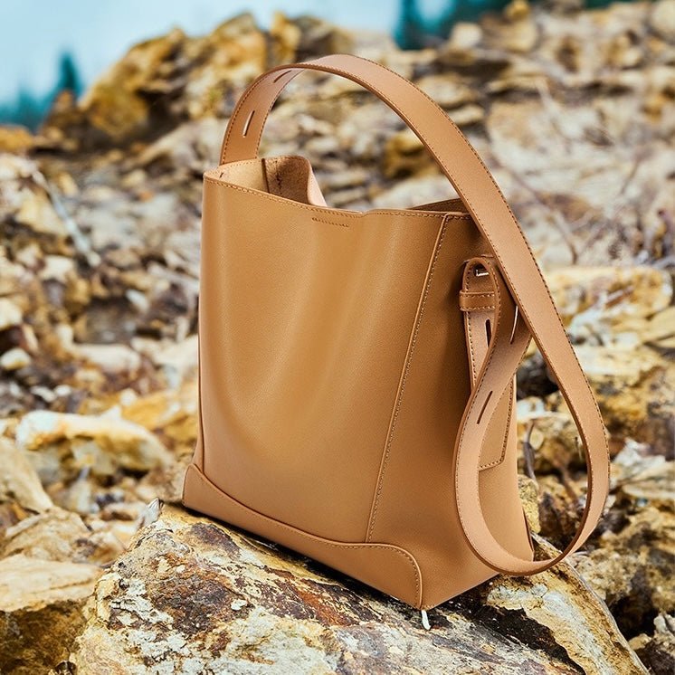 Finezo - Damen Leder - Umhängetasche im Oversized Bucket - Design - Finezo.de