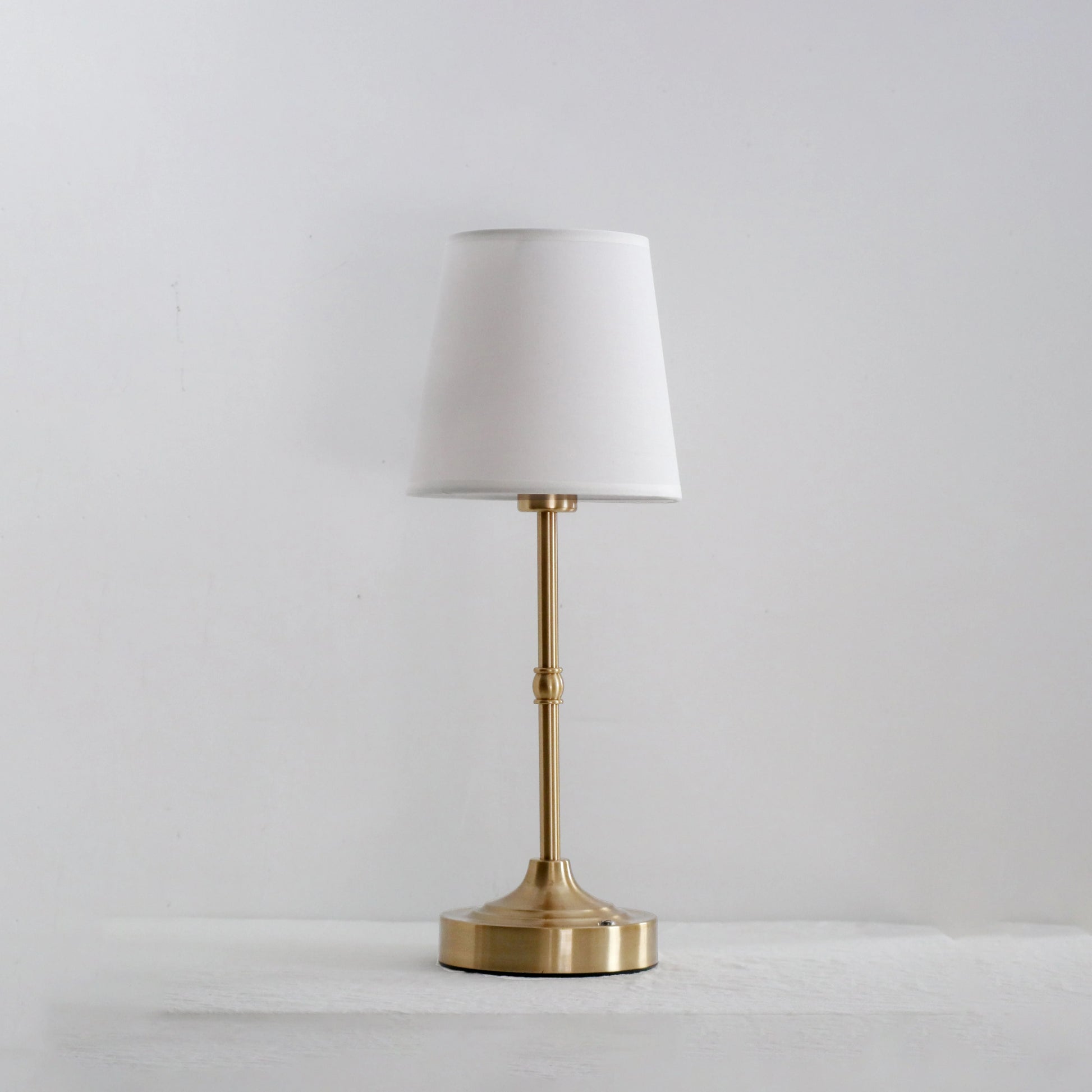 Novalux™ | Drahtlos aufladbare Lampe | 50% RABATT - Finezo.de