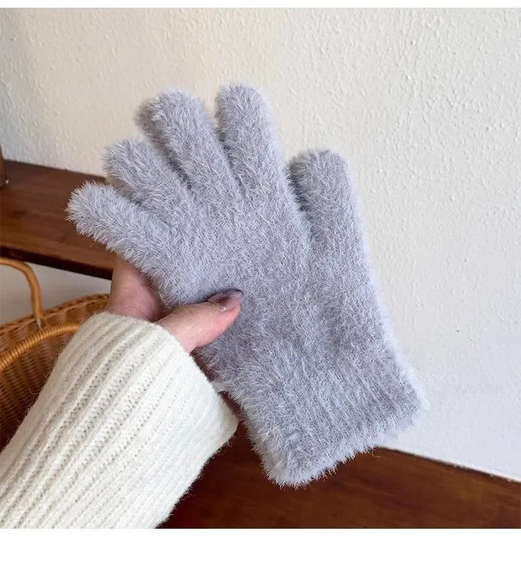 Finezo | Samtplüchvolle Winterhandschuhe - Finezo.de