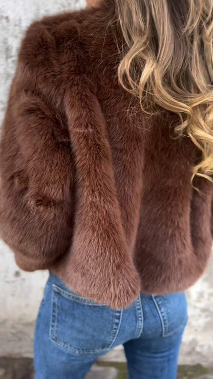 Sara | Flauschige Jacke - Finezo.de