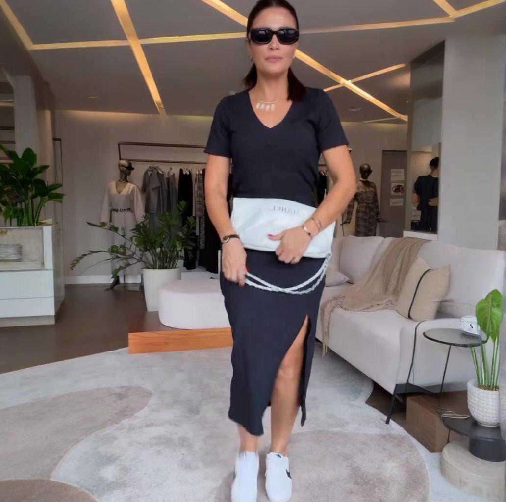 Noah™ | Elegantes V - Ausschnitt Top und Rock | 1+1 GRATIS - Finezo.de